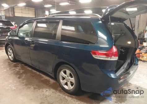 2012 Toyota Sienna Le V6 8 Passenger from USA, damaged, VIN 5TDKK3DC4CS237116